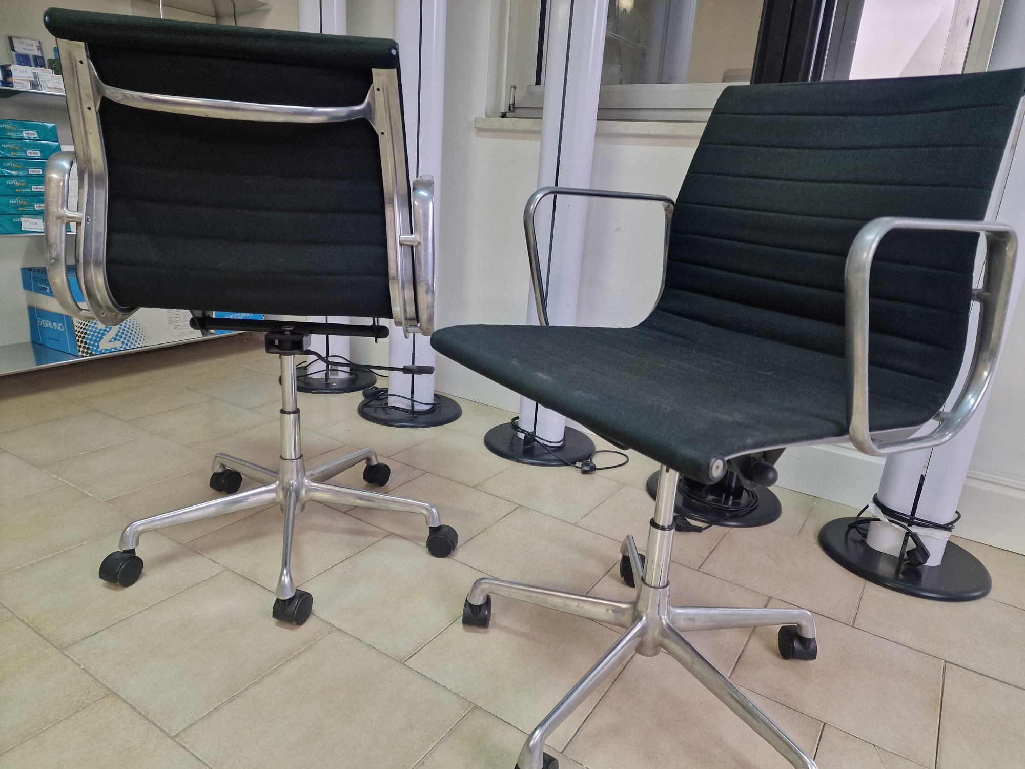 Sedia girevole da ufficio — foto 2